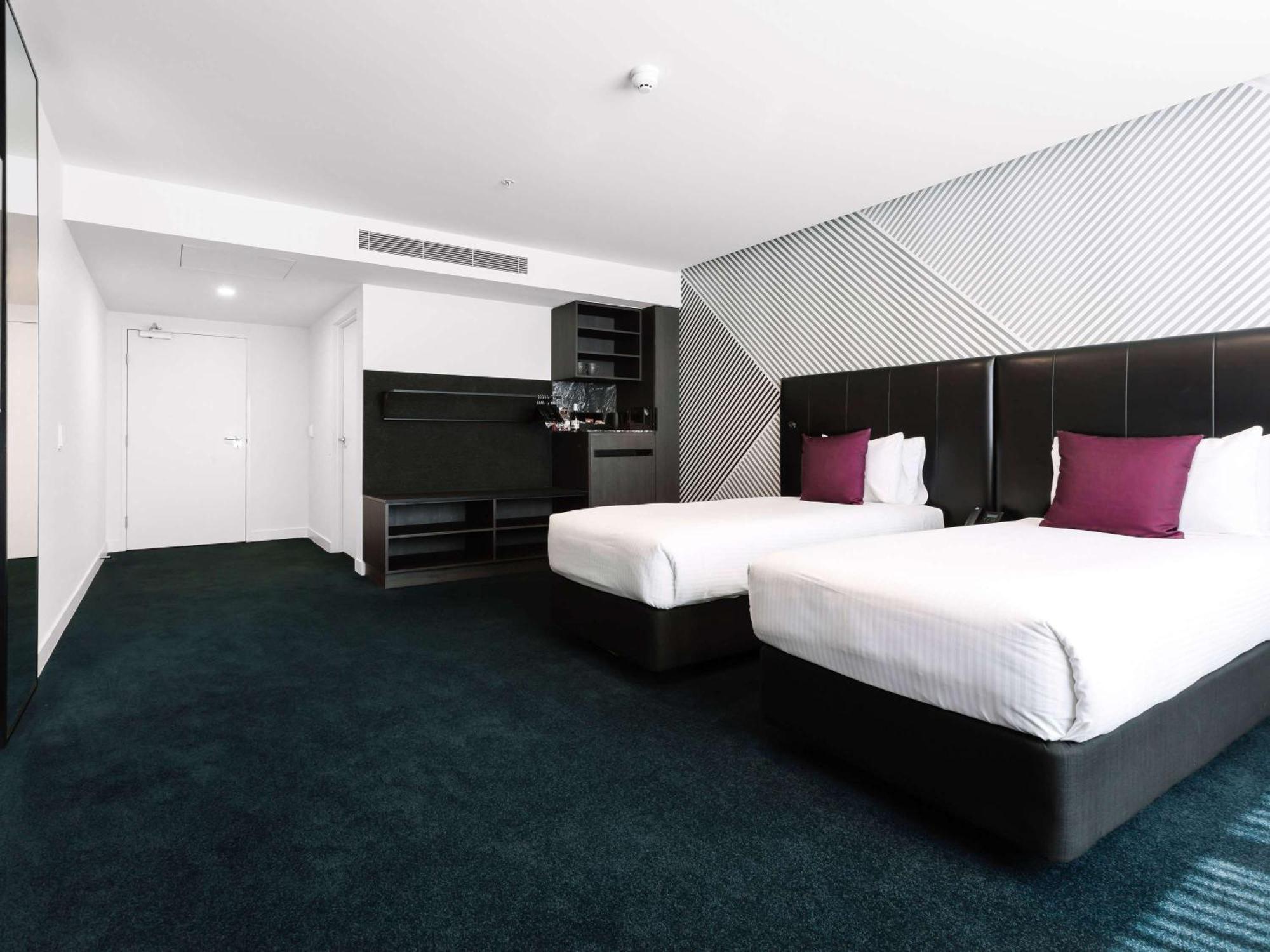 Movenpick Hotel Melbourne On Spencer Exterior foto